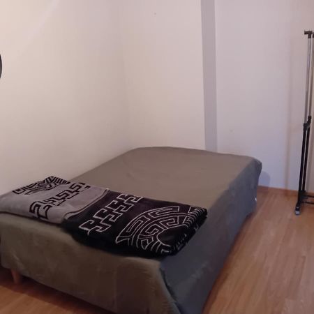 Une Maison En Ville Saint-Denis  Ngoại thất bức ảnh