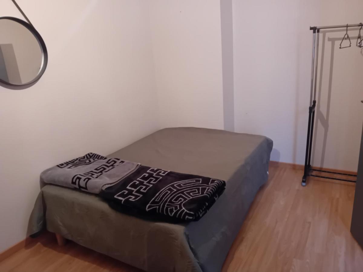 Une Maison En Ville Saint-Denis  Ngoại thất bức ảnh